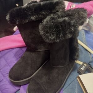 Cozy Black Fur-Lined Boots Girl's Sz 3 New No Tags SO Brand Super Comfy